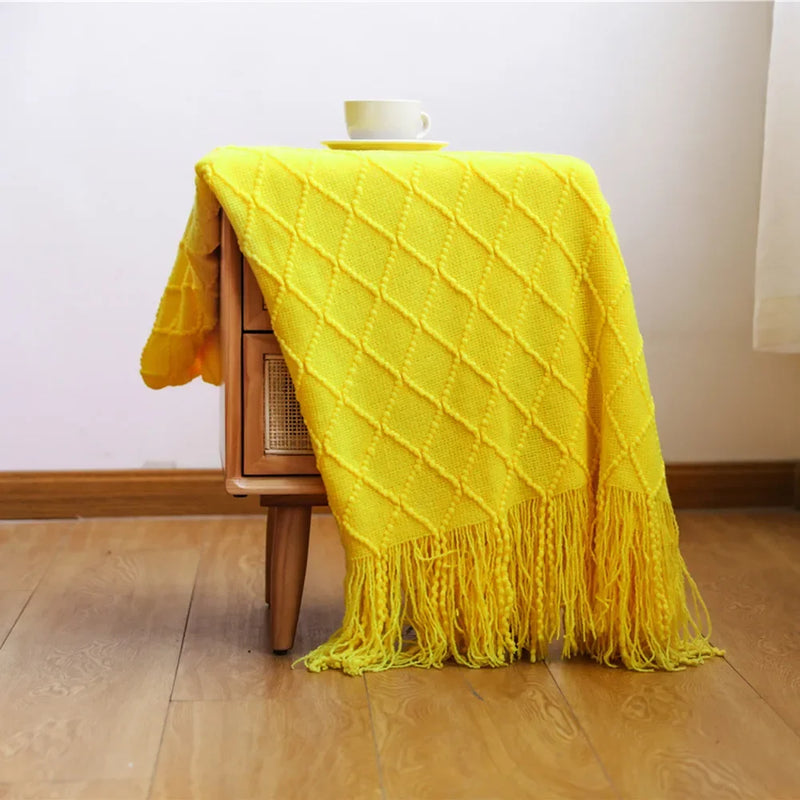 Knitted Throw Blanket with Tassels – Soft and Stylish Nordic Home Décor