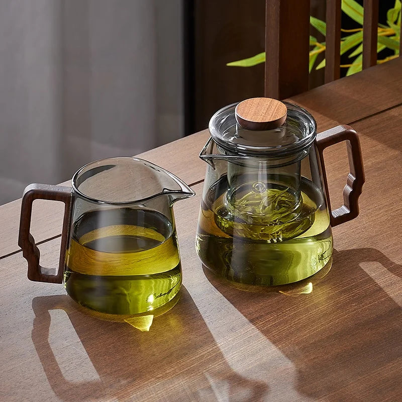 Glass Teapot with Walnut Lid – 620ml Hand-Blown Tea Set