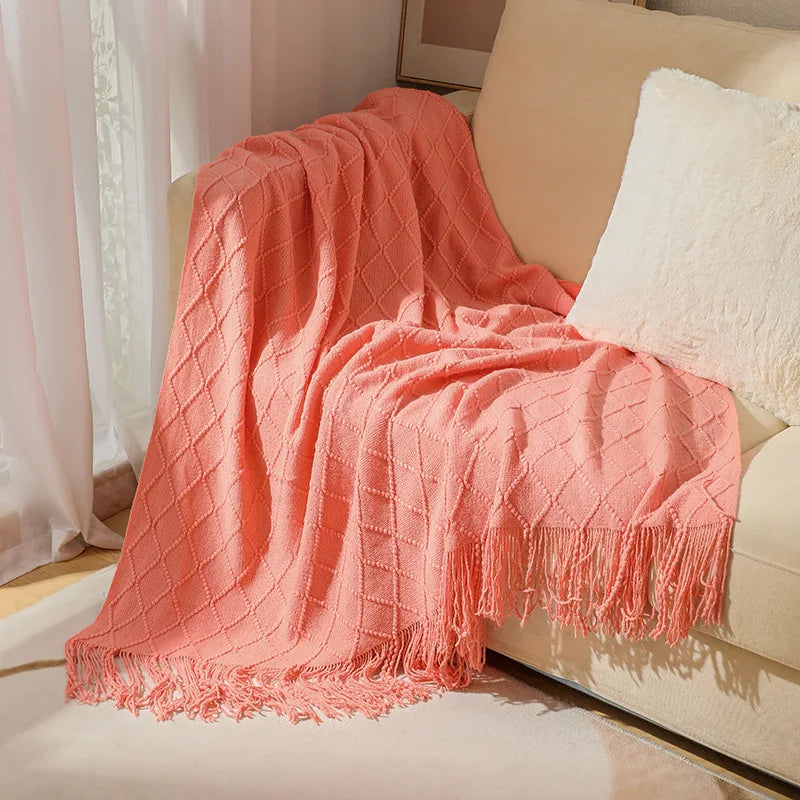 Knitted Throw Blanket with Tassels – Soft and Stylish Nordic Home Décor