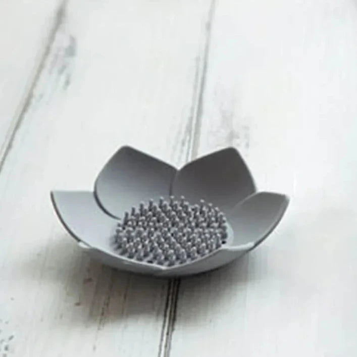 Lotus Shape Non-Slip Silicone Soap Tray – Bathroom Draining Soap Dish