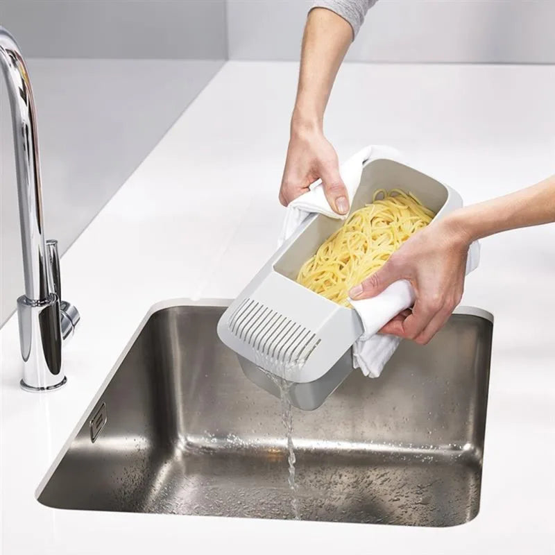 Microwave Noodles Pasta Cooker with Strainer - Eco-Friendly Plastic Spaghetti & Vegetable Steamer