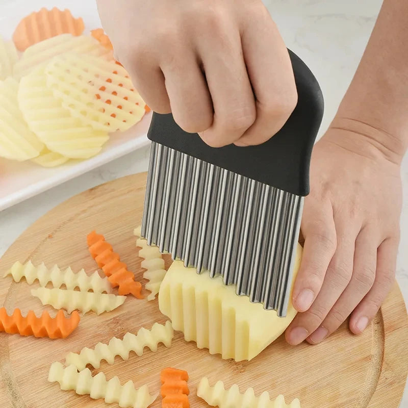 Stainless Steel Potato Chip Slicer Vegetable Fruit Crinkle Kitchen Knife Cutter French Fry Maker