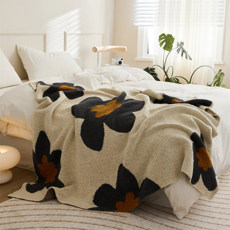 REGINA Super Soft Floral Knitted Throw Blanket