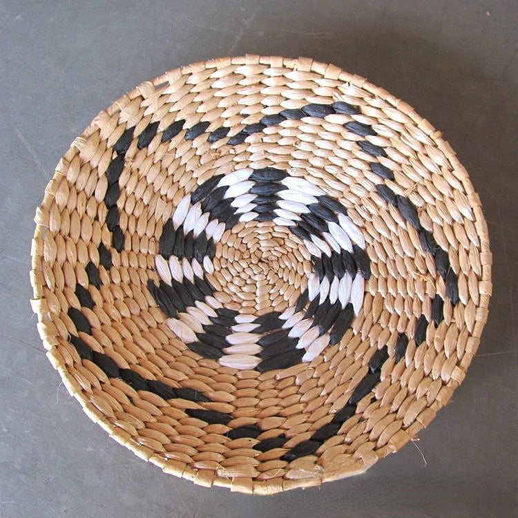 Creative Rattan and Grass Weaving Straw Bowl Wall Decoration