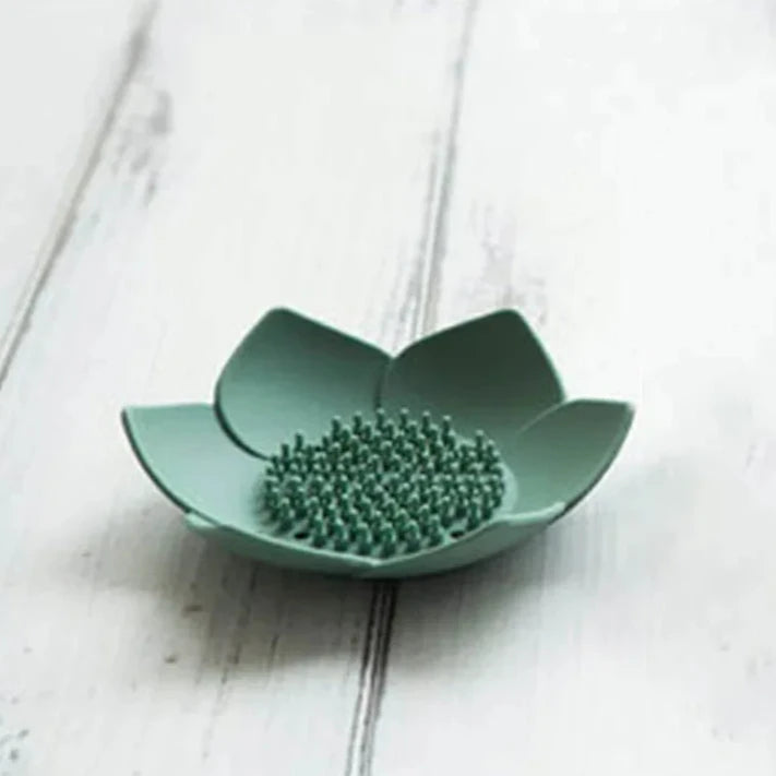 Lotus Shape Non-Slip Silicone Soap Tray – Bathroom Draining Soap Dish