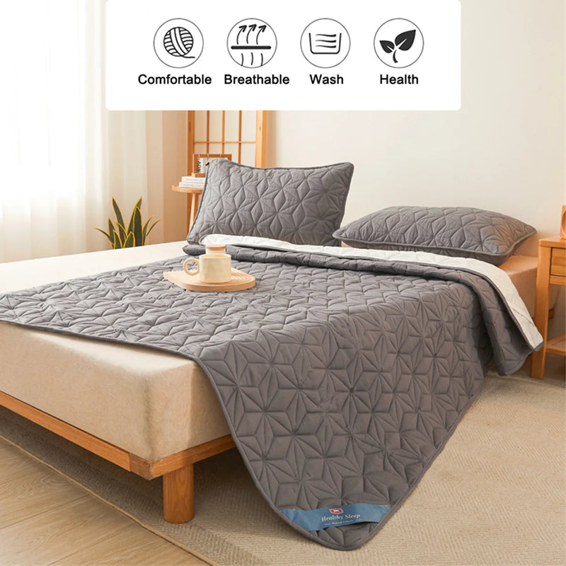 Waterproof Mattress Topper with Elastic Band Quilted Protector Pad Bedspread for Single/Double Bed